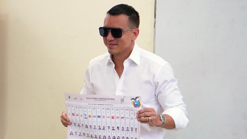 Perfilan segunda vuelta en elección presidencial de Ecuador