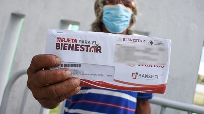 El pago de los programas sociales serán adelantados debido a la veda electoral en México.