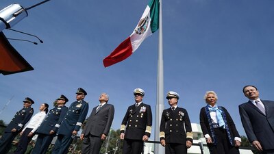 El presidente electo pidió apoyo a las Fuerzas Armadas para combatir la inseguridad y violencia en el país