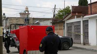 Durante el operativo, un persona resultó lesionada y fue trasladada a un hospital en calidad de detenida