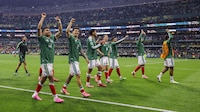 Jugadores de la Selección Mexicana devuelven relojes Rolex a influencer tras críticas