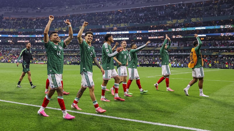 Jugadores de la Selección Mexicana devuelven relojes Rolex a influencer tras críticas