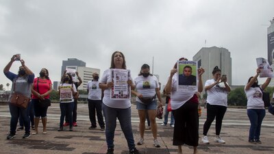 Este jueves se manifestaron familias de personas desaparecidas en el tramo de la carretera Monterrey-Nuevo Laredo