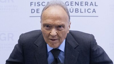 La comunidad científica criticó su nombramiento como investigador del nivel III