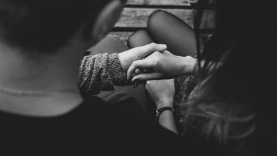 Interpretar las intenciones de otra persona puede ser la diferencia entre insinuación o acoso