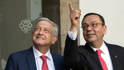 El gobierno presentó el plan sexenal de esa institución de seguridad social