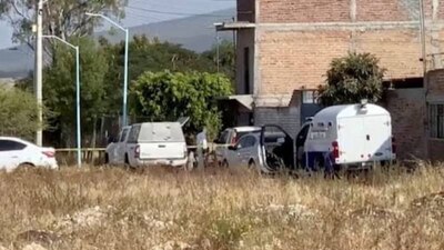 La familia se encontraba en un domicilio cuando los pistoleros llegaron disparando.