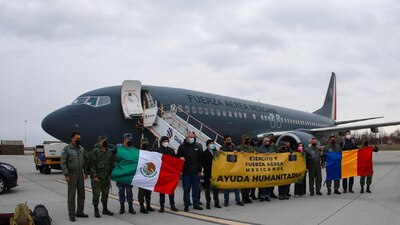El Ejército de México llegó a Rumania por los connacionales que fueron evacuados de Ucrania