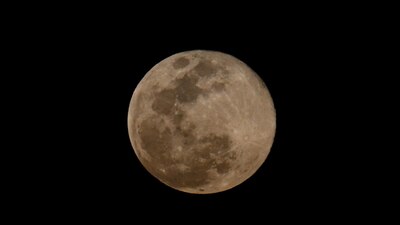 Científicos descubrieron que la Luna tiene una actividad nuclear incesante
