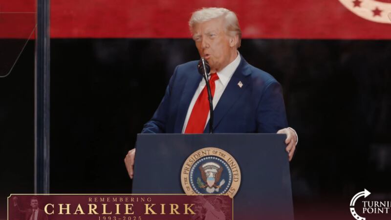 Trump declara a Charlie Kirk como un ‘héroe’ y un “mártir”