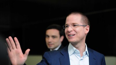 El candidato afirmó que los empresarios generan un millón y medio de empleos