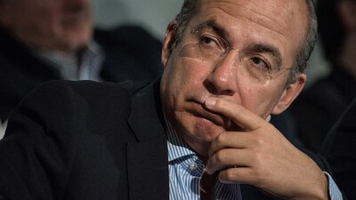 Felipe Calderón intentó defender al periodista Carlos Loret de Mola