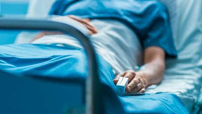 Delta es una amenaza muy seria que requiere acción ahora, dijo un funcionario de EU