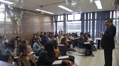 Si aún no decides qué estudiar, podrías inclinarte por alguna de estas 10 carreras y seguro encuentras chamba