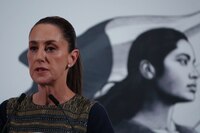 Sheinbaum llama a EU a realizar una reforma migratoria integral, que reconozca a los migrantes