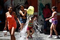 ¿Cuál es la multa por mojarse este Sábado de Gloria en CDMX? Aquí te decimos