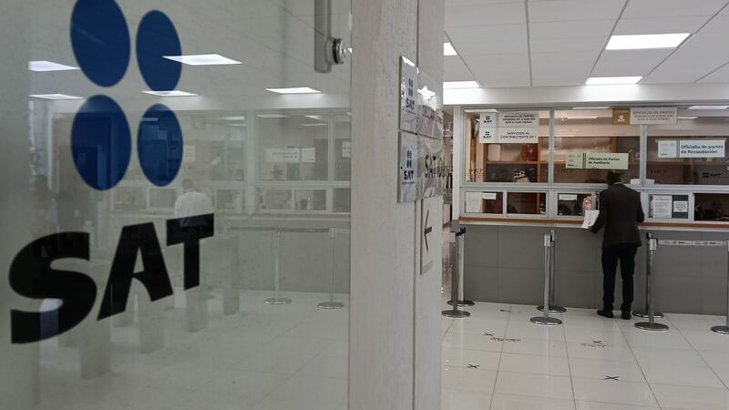 ¿El SAT se quedó sin dinero? Esto sabemos sobre retrasos en devoluciones de impuestos