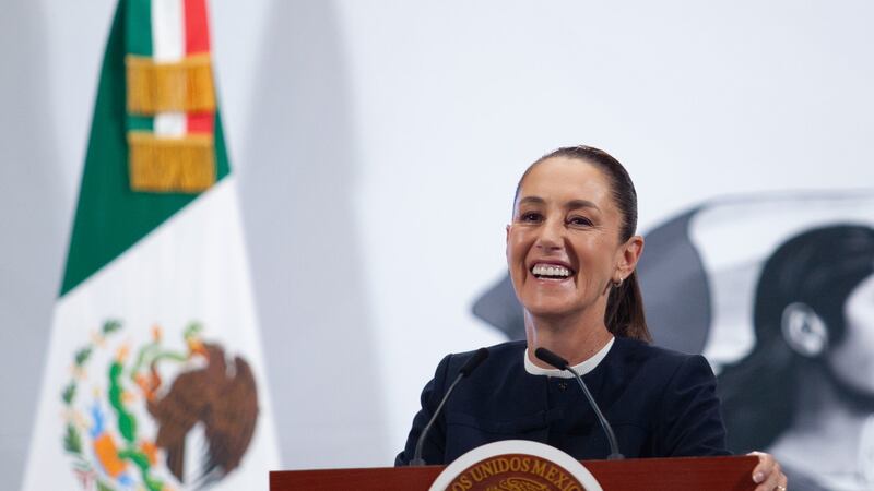 México sacó ventaja con ‘freno arancelario’ de Trump a la industria automotriz: Sheinbaum