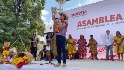 En su gira por Acapulco, Sheinbaum Pardo se reunió con mujeres afroamericanas