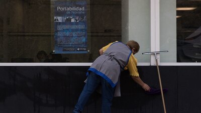 Este tipo de contratación es utilizado por lo regular en los servicios de limpieza en dependencias