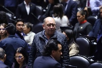 PRI y PAN, en contra de la facultad de la UIF para congelar cuentas sin orden judicial