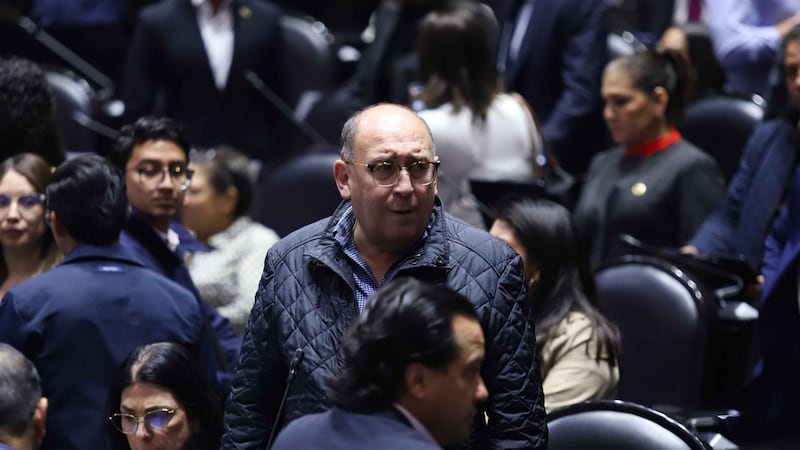 PRI y PAN, en contra de la facultad de la UIF para congelar cuentas sin orden judicial