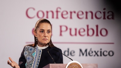 Sheinbaum evita responder sobre agresiones a estudiantes durante marcha del 2 de octubre