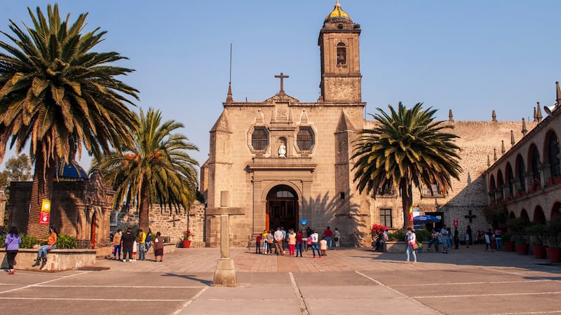 Balacera al final de misa de XV años deja una fallecida en Naucalpan