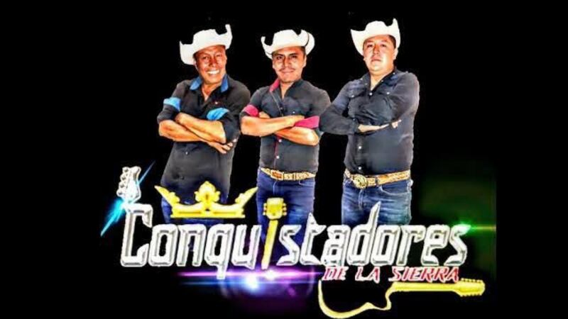 Asesinan en pleno show a cantante de los ‘Conquistadores de la Sierra’ en Morelos