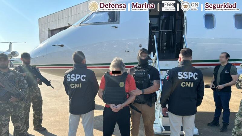 Paraguay expulsa a Hernán Bermúdez por “estancia irregular”; se dirige a México