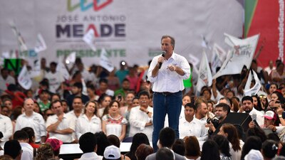 El candidato habló sobre los problemas de seguridad y desempleo en Veracruz