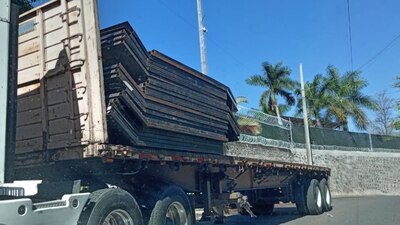 Fueron colocadas en varios edificios de Gobierno de Chilpancingo, capital de Guerrero