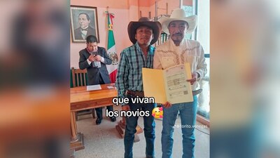 La pareja mostró su decisión ante la cámara