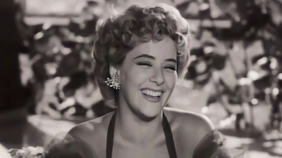 Comenzó su carrera en el cine mexicano en 1949, con un papel secundario