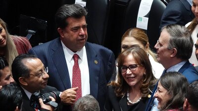 Es acusado de registrar su voto a pesar no haber asistido a la sesión