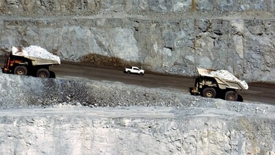 Fueron seis contenedores cargados de oro, plata, zinc y cobre los robados