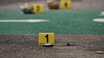 Previamente los agresores lo golpearon por reclamarles