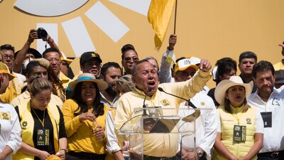 Reiteró que el PRD no está muerto y que están más vivos que nunca