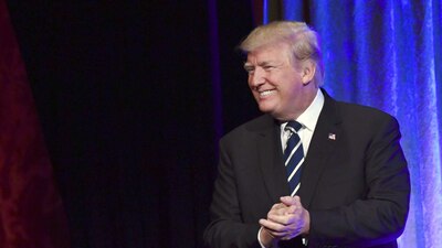 La medida prohíbe la entrada a ciudadanos de seis países de mayoría musulmana