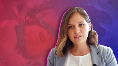 Es parte de Morada Violeta, un grupo de parteras que atienden con enfoque en Derechos Humanos