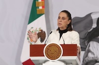 Siguen hospitalizadas 17 personas por descarrilamiento del Interoceánico, confirma Sheinbaum