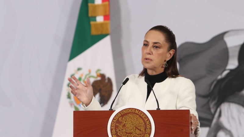 Siguen hospitalizadas 17 personas por descarrilamiento del Interoceánico, confirma Sheinbaum