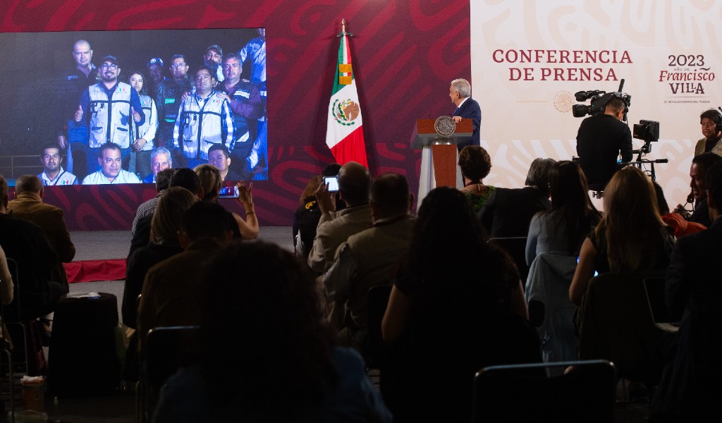 Celebró la llegada del agua a Monterrey
