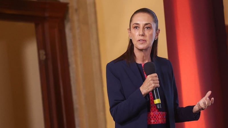 Sheinbaum pide investigar denuncias de fraude en Colombia y respaldar la voluntad popular