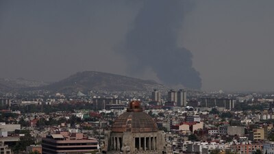 Con la medida también se prolonga el Doble Hoy No Circula para este primer día laboral de la semana