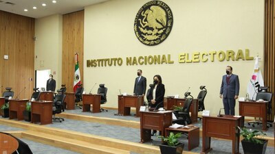 A partir del 1ro de abril desde las 20:00, tendrás un periodo de 10 días para emitir tu voto en la plataforma del SIVEI
