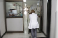 Muere bebé de 4 meses, quedó prensada en una motocicleta en la que viajaba con su madre