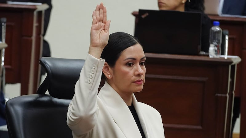 A diferencia de Taddei, Blanca Yassahara promete decisiones colegiadas en el INE