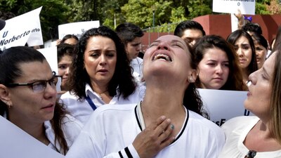 Familiares y amigos de Norberto Ronquillo durante una protesta para exigir justicia por el caso