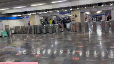 Hubo un reporte de una persona que cayó a las vías y una más quiso ayudar